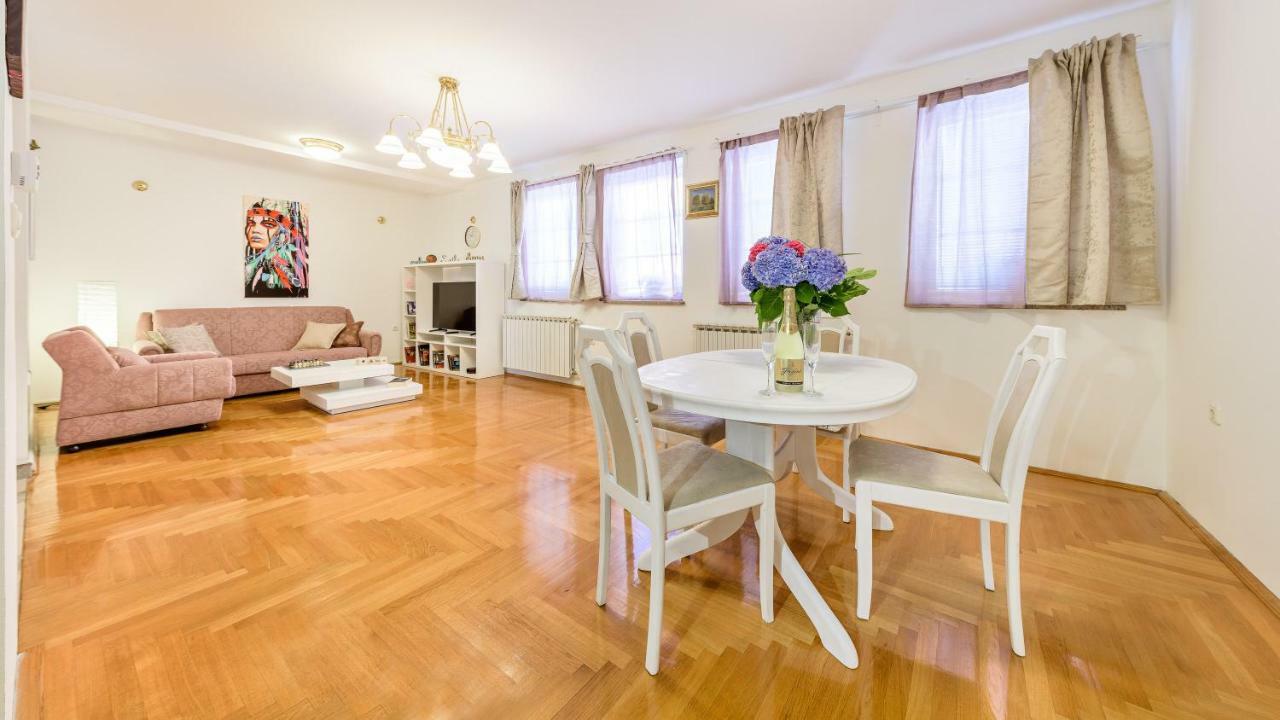Central Apartment Smiley - Free Parking Zagreb Exterior foto