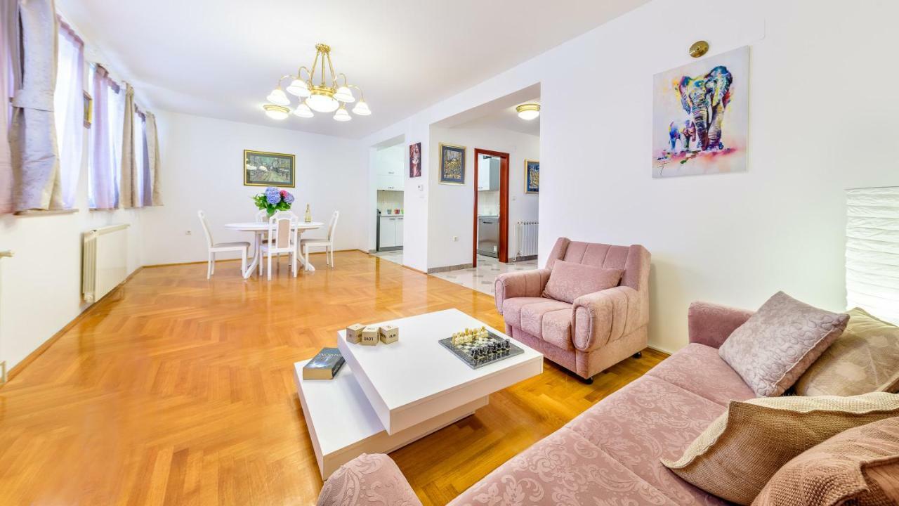 Central Apartment Smiley - Free Parking Zagreb Exterior foto